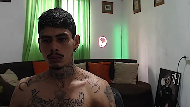 alpha_zom Webcam-Show
