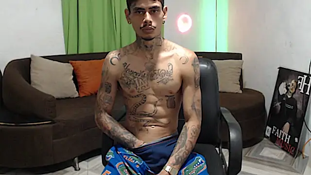 alpha_zom webkamerás műsora