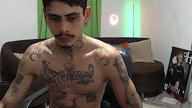 Show de webcam de alpha_zom