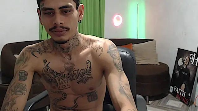 alpha_zom Webcam-Show