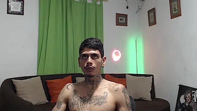 Webkamerová show alpha_zom