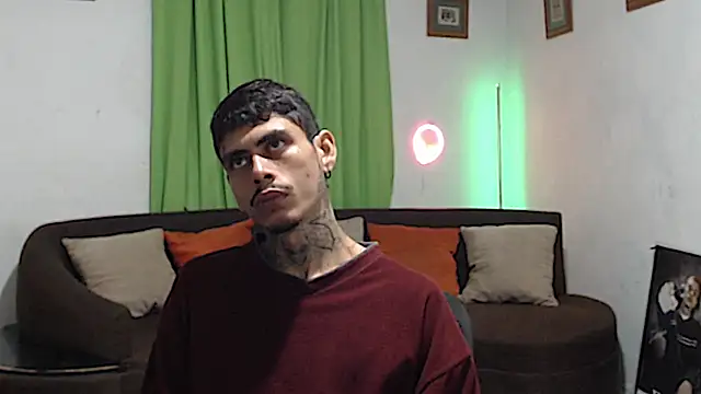 alpha_zom 网络视讯表演