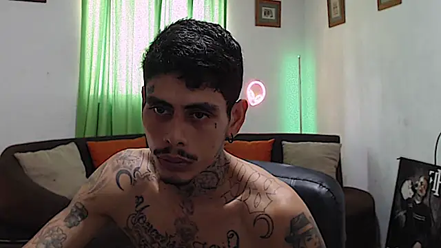 alpha_zom Webcam-Show
