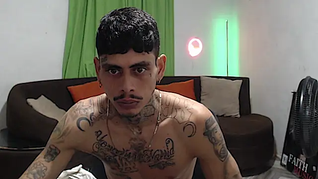 Show de alpha_zom na webcam
