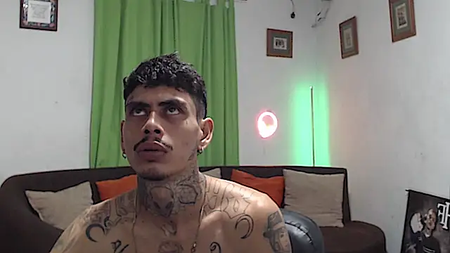 alpha_zom Webcam-Show
