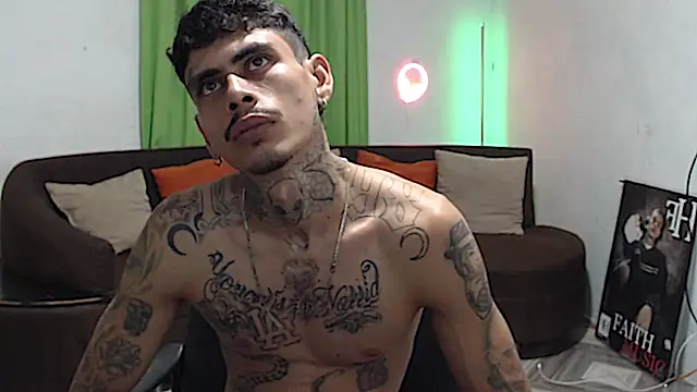alpha_zom Webcam-Show