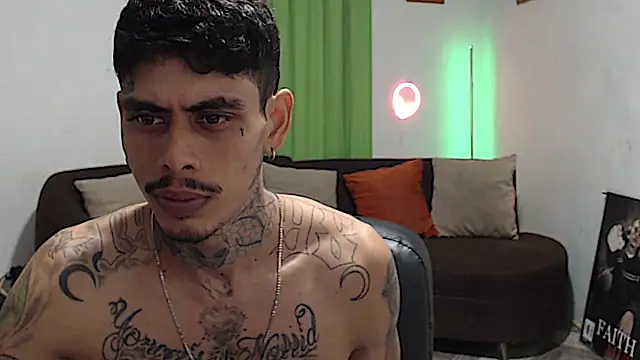 Show de webcam de alpha_zom