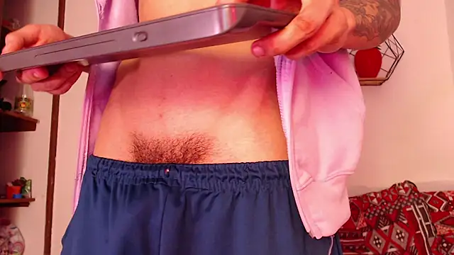 Tomynaughtyn Webbikameraesitys