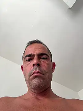 Riccardo86xx – webcam-show