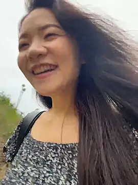 xiaochengzi505 在線直播表演