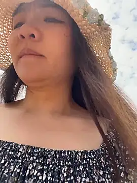 xiaochengzi505 webcam show