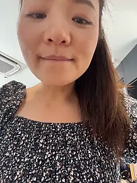 xiaochengzi505 网络视讯表演
