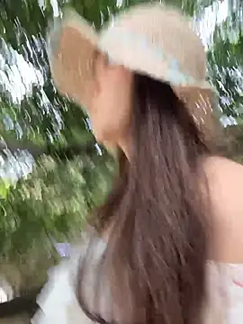 xiaochengzi505 在線直播表演