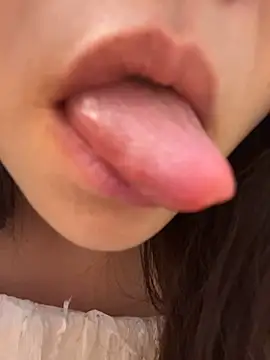 xiaochengzi505 网络视讯表演