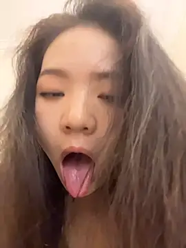 xiaochengzi505 网络视讯表演