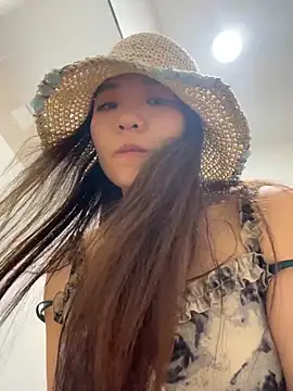 xiaochengzi505 লাইভ চ্যাট রুম