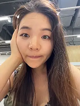 xiaochengzi505 Adlı Modelin Web Kamerası Şovu