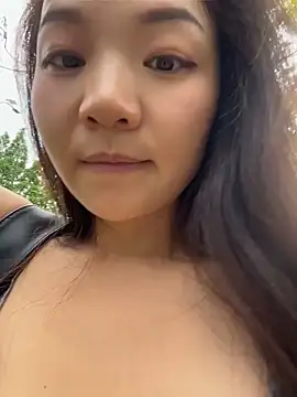 xiaochengzi505 在線直播表演
