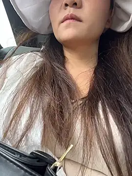 xiaochengzi505 在線直播表演