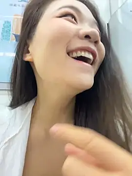xiaochengzi505's Webcam Show