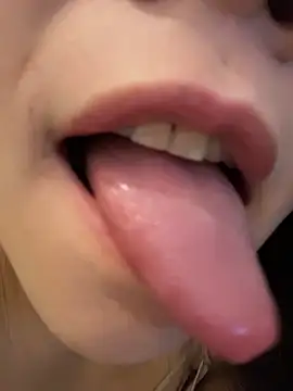 xiaochengzi505's Webcam Show