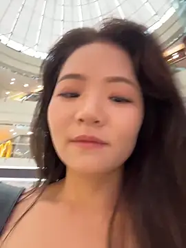 xiaochengzi505 在線直播表演