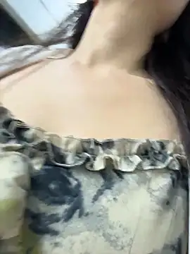 xiaochengzi505 现场性爱视讯表演