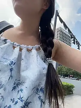 xiaochengzi505 Show in webcam
