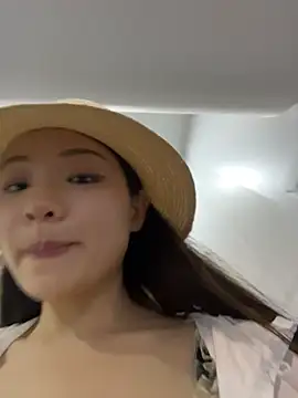 xiaochengzi505 网络视讯表演