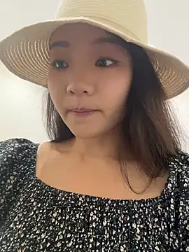 xiaochengzi505 网络视讯表演
