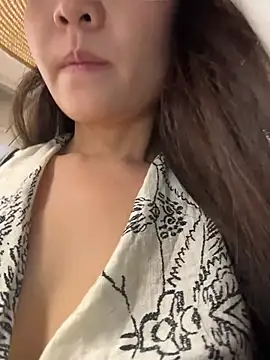 xiaochengzi505 webcam show