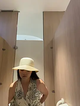 xiaochengzi505 – webcam-show