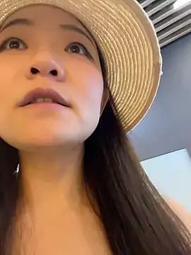 xiaochengzi505 网络视讯表演