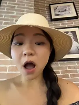 xiaochengzi505 Webcam Show