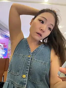 xiaochengzi505 Webcam-Show