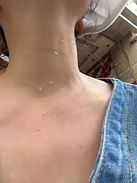 xiaochengzi505 webcam show