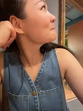 xiaochengzi505 网络视讯表演