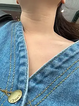 xiaochengzi505 网络视讯表演