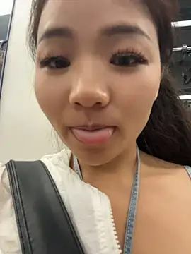 xiaoxiaocheng678's Webcam Show