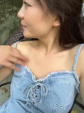 xiaoxiaocheng678 Show in webcam