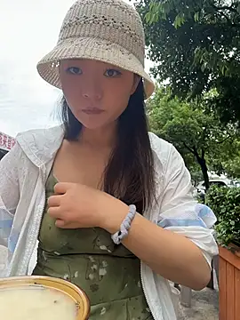 Pokazy przed kamerką – xiaoxiaocheng678