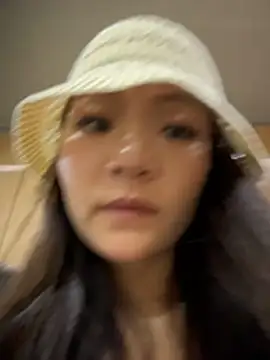 Chat soba uživo modela xiaoxiaocheng678