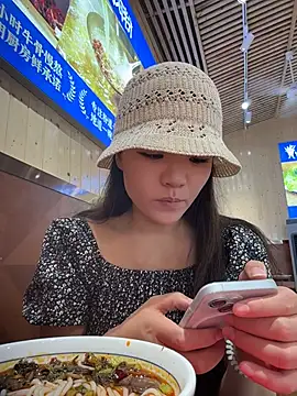 xiaoxiaocheng678 网络视讯表演