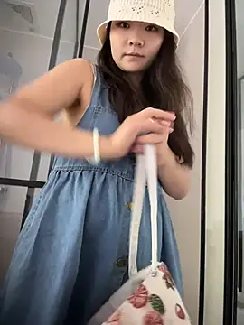 xiaoxiaocheng678's Webcam Show