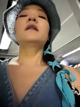 xiaoxiaocheng678 网络视讯表演