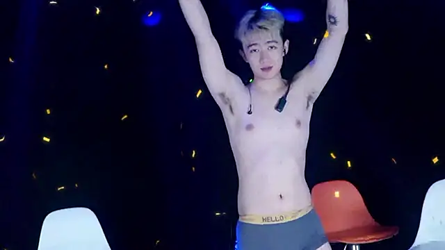 lucky-love888 Show Webcam