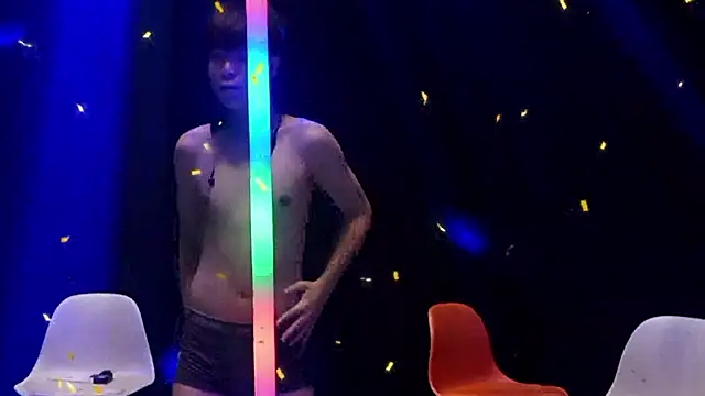 lucky-love888 Show in webcam