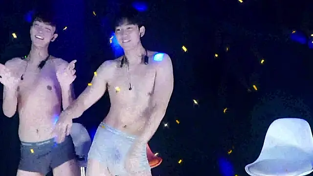 lucky-love888 网络视讯表演