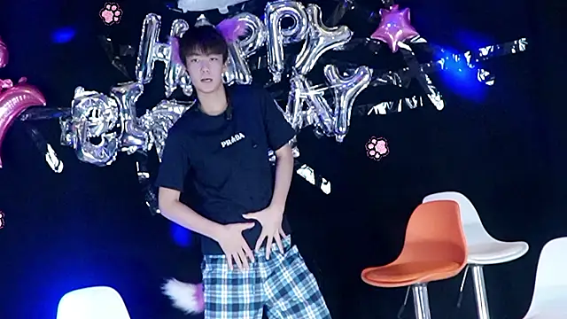 lucky-love888 Webcam Show