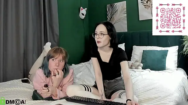 Chat XXX en directo de Lilac-Muse